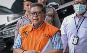 PN Jaksel Gugurkan Praperadilan Hasto Terkait Tersangka Suap